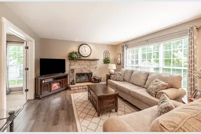 254 Mayfair Lane, South Elgin, IL 60177 - Photo 18