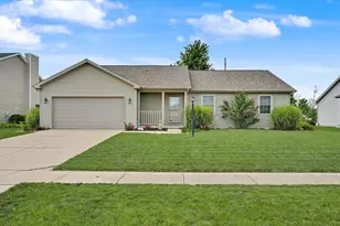 609 N Glover Ct, Saint John, IL 61873 - Photo 2