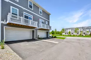 2129 Yellowstone Blvd, Mundelein, IL 60060 - Photo 30