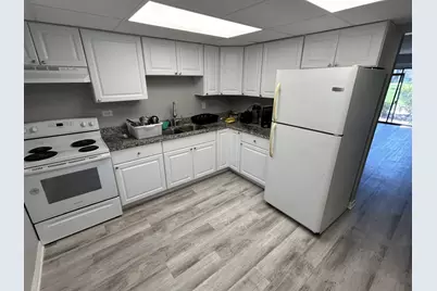 332 Klein Creek Court #B, Carol Stream, IL 60188 - Photo 4