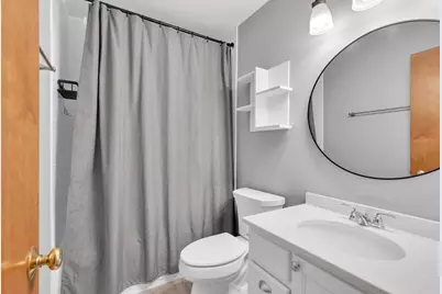 450 Berkshire Drive, Crystal Lake, IL 60014 - Photo 14