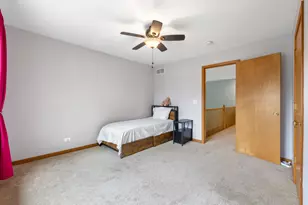 855 Ayers St, Bolingbrook, IL 60440 - Photo 32