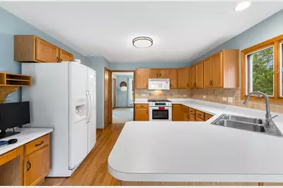855 Ayers Street, Bolingbrook, IL 60440 - Photo 12