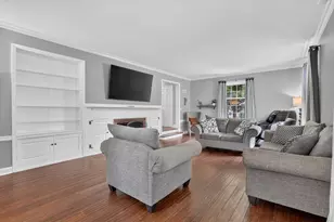 724 Reynolds St, Rockford, IL 61103 - Photo 8