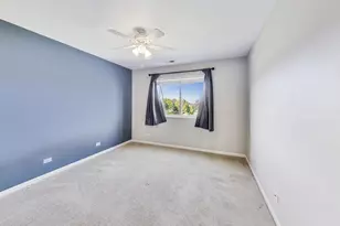 3211 S Ronan Dr, Lake in the Hills, IL 60156 - Photo 24