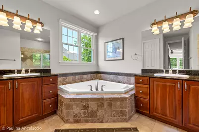 25 Aztec Court, South Barrington, IL 60010 - Photo 14