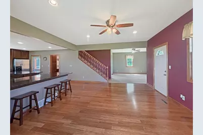312 E Buckeye Road, Dakota, IL 61018 - Photo 8