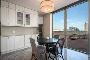 222 N Columbus Dr, Chicago, IL 60601 - Photo 12