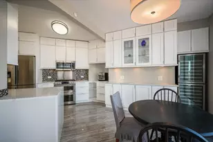 222 N Columbus Dr, Chicago, IL 60601 - Photo 14