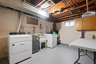251 W 10th St, Chicago Heights, IL 60411 - Photo 18