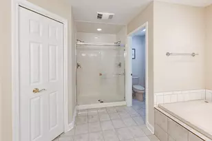 411 Periwinkle Way, Prospect Heights, IL 60070 - Photo 30
