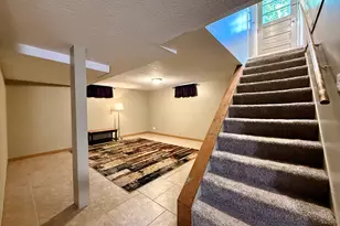 101 S Fairview Pl, Clifton, IL 61727 - Photo 12