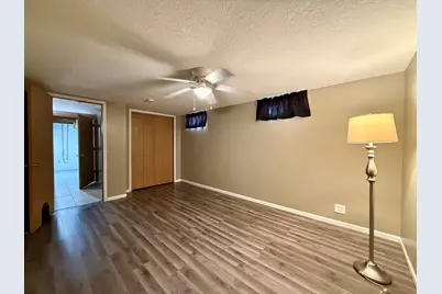 101 S Fairview Place, Clifton, IL 61727 - Photo 16