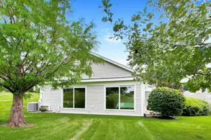 7 The Court Of Hidden Bay, Northbrook, IL 60062 - Photo 30