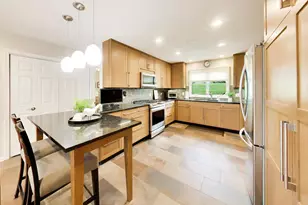 7 The Court Of Hidden Bay, Northbrook, IL 60062 - Photo 12