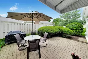 7 The Court Of Hidden Bay, Northbrook, IL 60062 - Photo 28