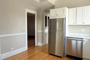 3732 N Wayne Ave, Chicago, IL 60613 - Photo 4