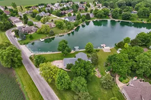 102 Lake View Dr, Fairbury, IL 61739 - Photo 8
