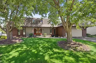 1490 Wood Ave, Downers Grove, IL 60515 - Photo 1