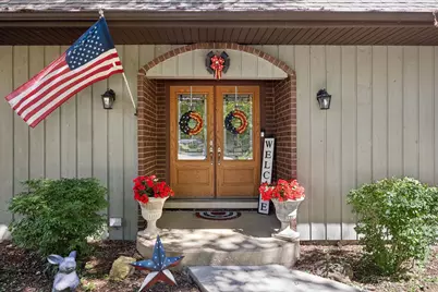 1490 Wood Avenue, Downers Grove, IL 60515 - Photo 2