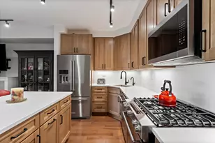1212 N Wells St, Chicago, IL 60610 - Photo 8