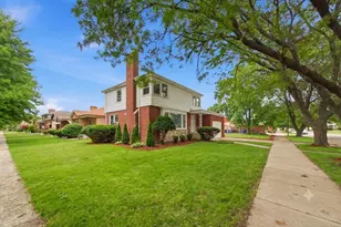 11659 S Maplewood Ave, Chicago, IL 60655 - Photo 2