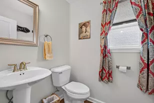 22 W Bluebell Ave, Cortland, IL 60112 - Photo 10