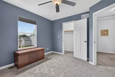 22 W Bluebell Avenue, Cortland, IL 60112 - Photo 28