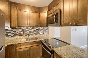 543 Burlington Ave, Downers Grove, IL 60515 - Photo 8
