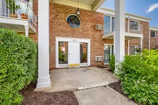 543 Burlington Ave, Downers Grove, IL 60515 - Photo 1