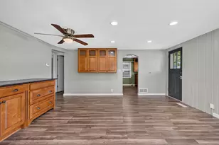 2191 Toms Rd, Rockford, IL 61109 - Photo 6