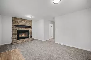 511 Prospect Pl, Joliet, IL 60436 - Photo 4
