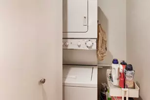 2300 N Commonwealth Ave, Chicago, IL 60614 - Photo 14