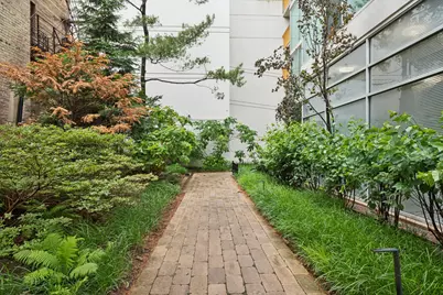 1580 Sherman Avenue #405, Evanston, IL 60201 - Photo 4