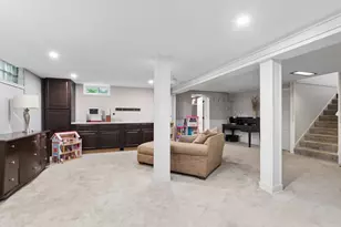 10155 S Clifton Park Ave, Evergreen Park, IL 60805 - Photo 16