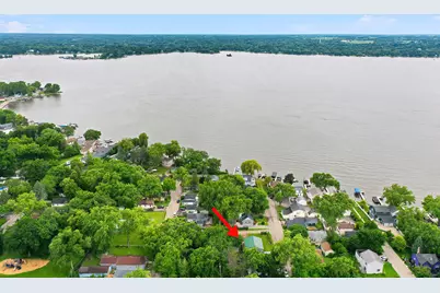 39 Fairfax Road, Fox Lake, IL 60020 - Photo 2