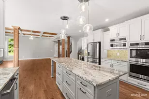 7206 Fitkins Dr, Oswego, IL 60543 - Photo 8