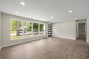 9513 Lowell Ave, Skokie, IL 60076 - Photo 22