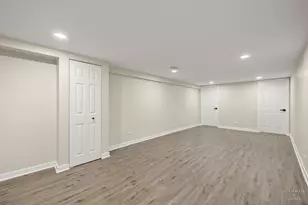 9513 Lowell Ave, Skokie, IL 60076 - Photo 38