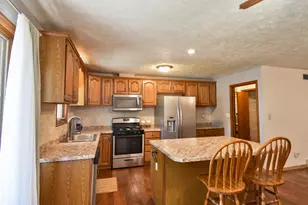 1415 Bethany Ln, Pontiac, IL 61764 - Photo 6