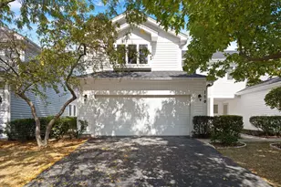 120 Hampton Ave, Westmont, IL 60559 - Photo 1