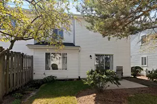 120 Hampton Ave, Westmont, IL 60559 - Photo 20