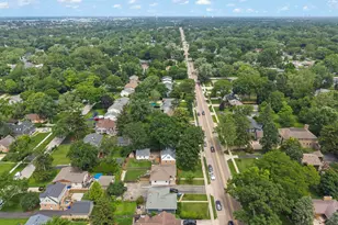 1110 N President St, Wheaton, IL 60187 - Photo 34