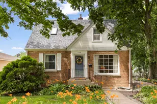 1110 N President St, Wheaton, IL 60187 - Photo 1