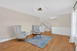 1673 Bloomingdale Rd, Glendale Heights, IL 60139 - Photo 8