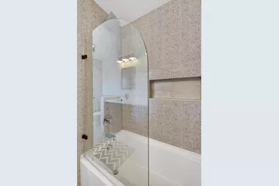 1673 Bloomingdale Road, Glendale Heights, IL 60139 - Photo 36