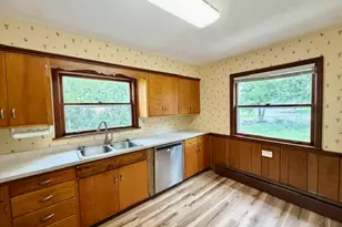1000 Dundee Ave, East Dundee, IL 60118 - Photo 14