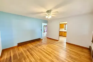 1000 Dundee Ave, East Dundee, IL 60118 - Photo 10