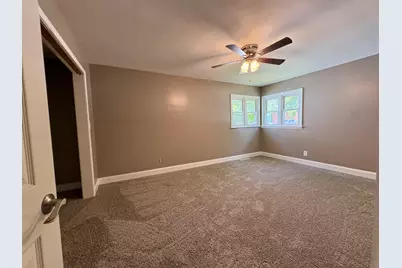 1740 E Duane Boulevard, Kankakee, IL 60901 - Photo 6