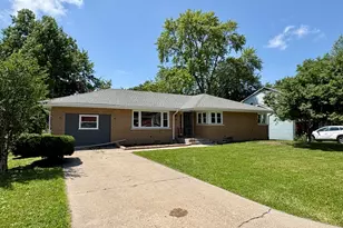 1740 E Duane Blvd, Kankakee, IL 60901 - Photo 1